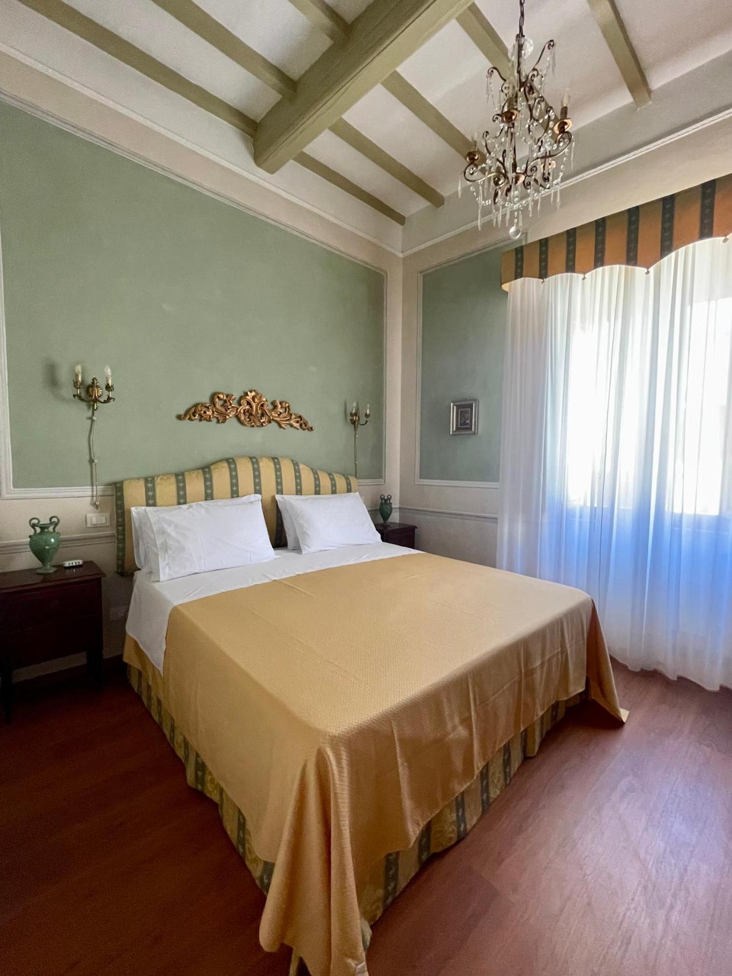 Bed and Breakfast Residenza Dei Ricci Chiusi Exterior foto